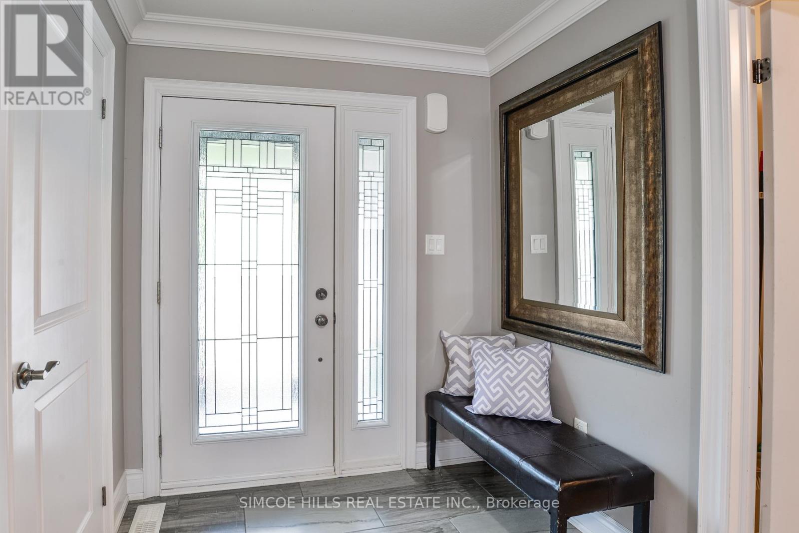 Property at 3886 WOOD AVENUE image 3