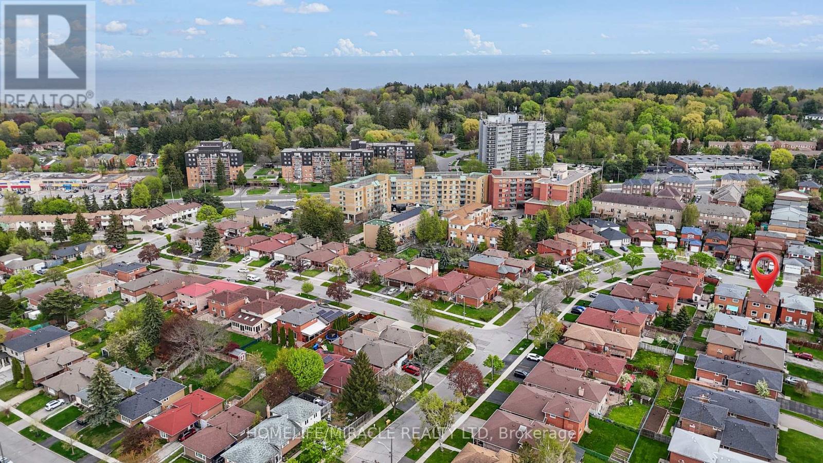 4 Greendowns Drive, Toronto, Ontario  M1M 2G7 - Photo 2 - E12152872