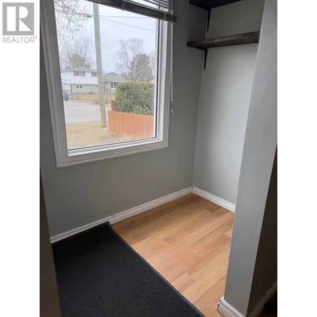 Property at 864 Newport Ave image 3