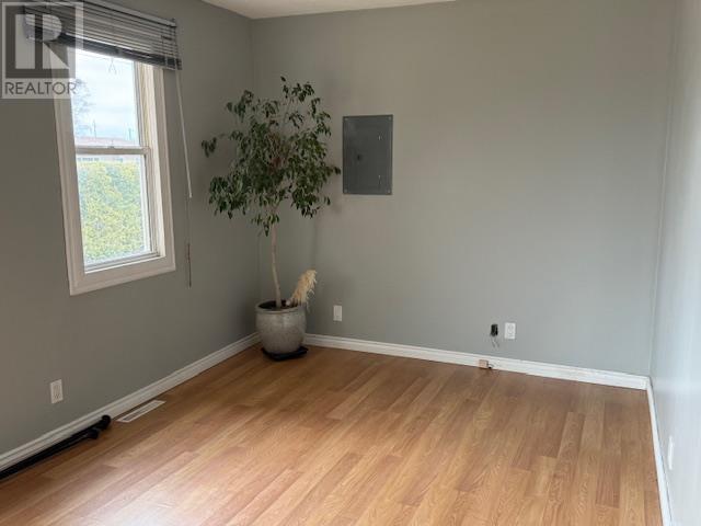 Property at 864 Newport Ave image 5