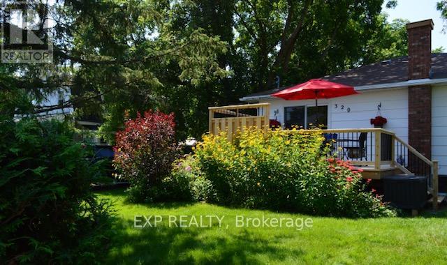Property at 320 FRANCIS STREET image 3