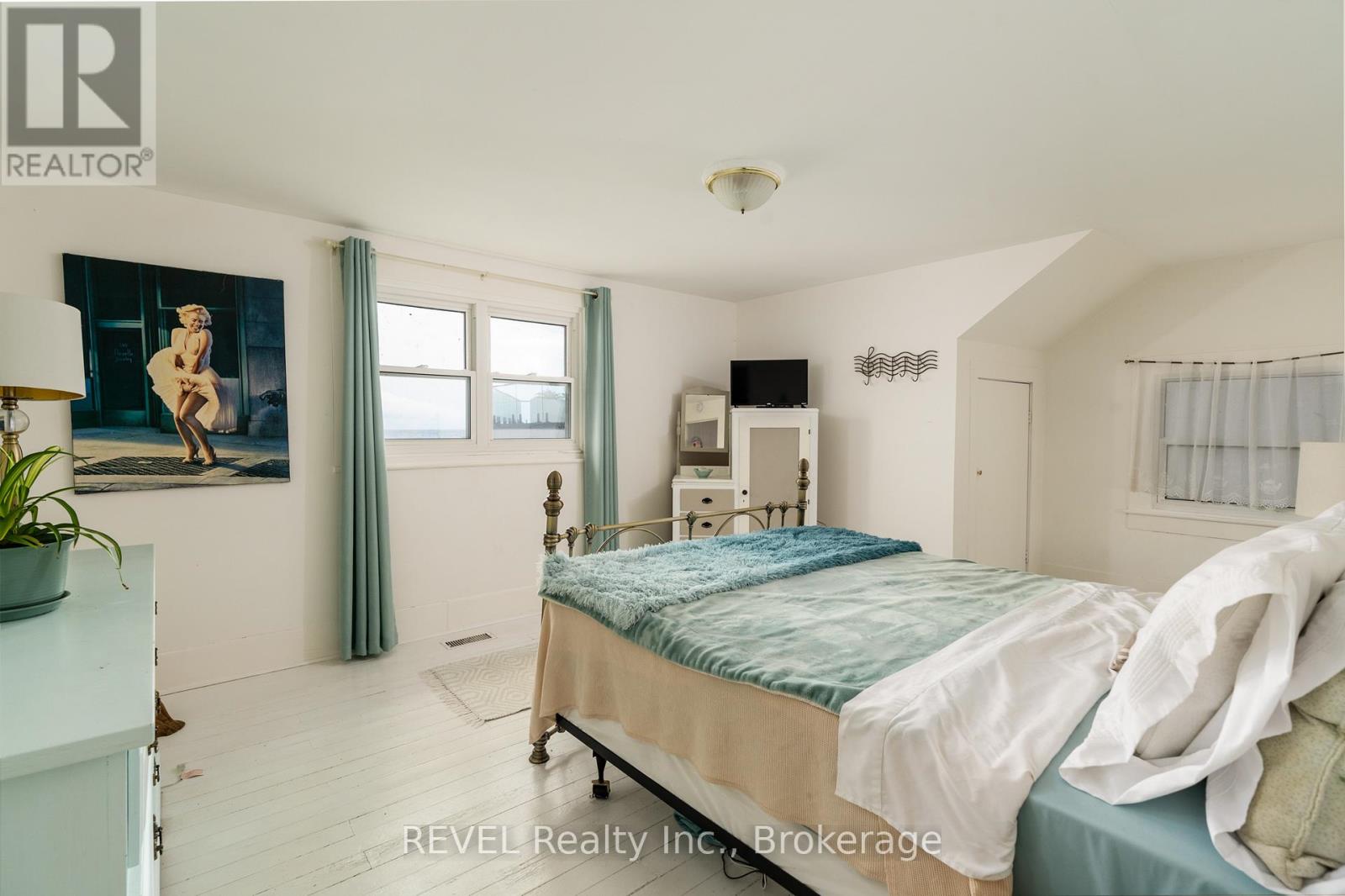 3819 Terrace Lane, Fort Erie, Ontario  L0S 1B0 - Photo 26 - X12154476
