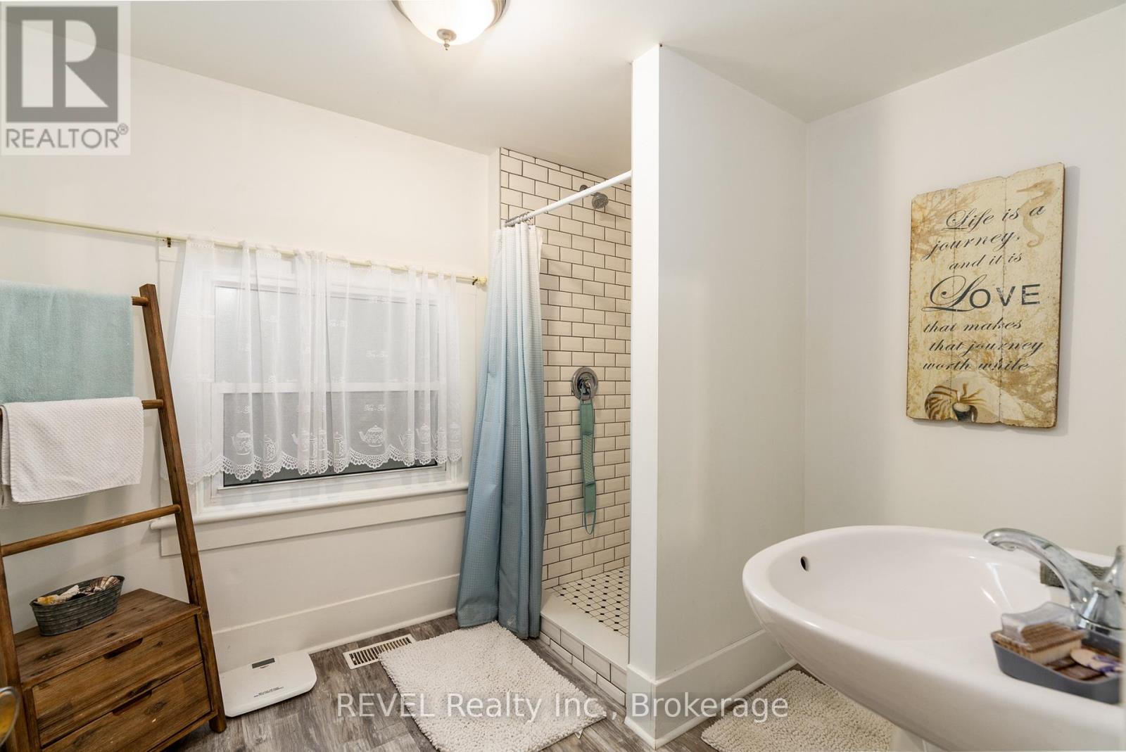 3819 Terrace Lane, Fort Erie, Ontario  L0S 1B0 - Photo 30 - X12154476