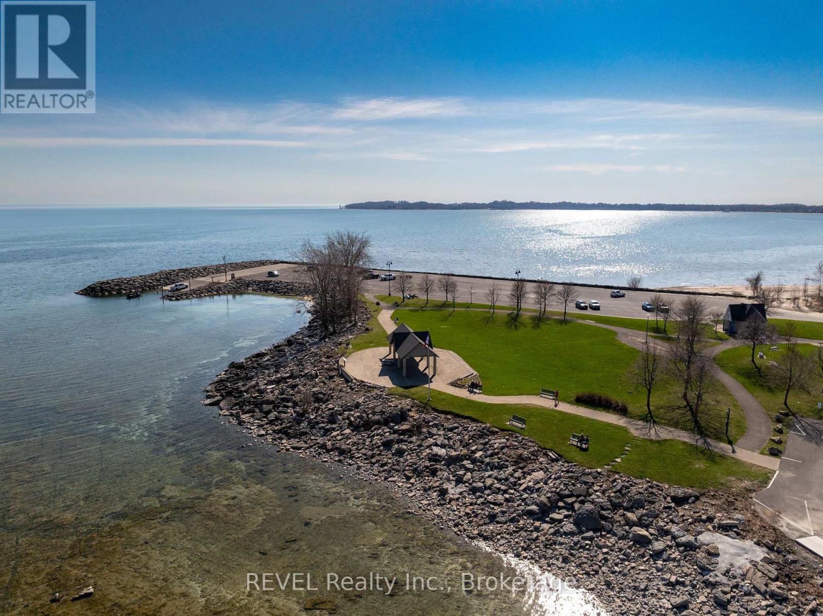 3819 Terrace Lane, Fort Erie, Ontario  L0S 1B0 - Photo 40 - X12154476