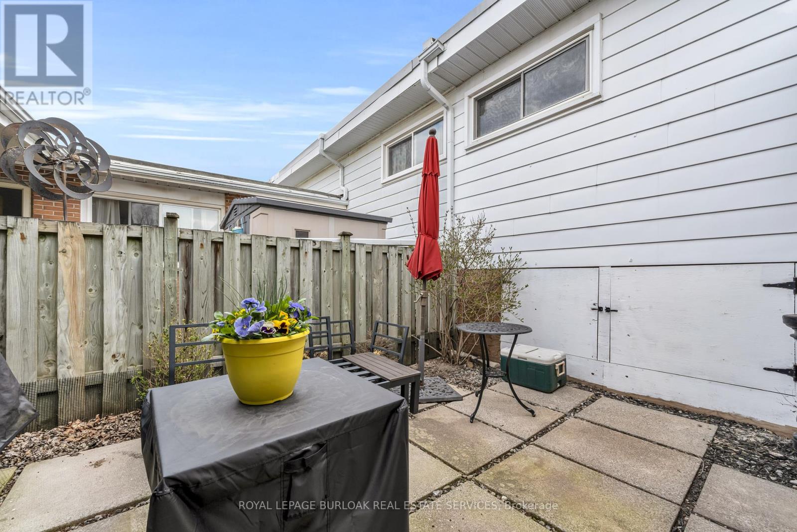 1135 Tavistock Drive, Burlington, Ontario  L7P 2N3 - Photo 25 - W12154400