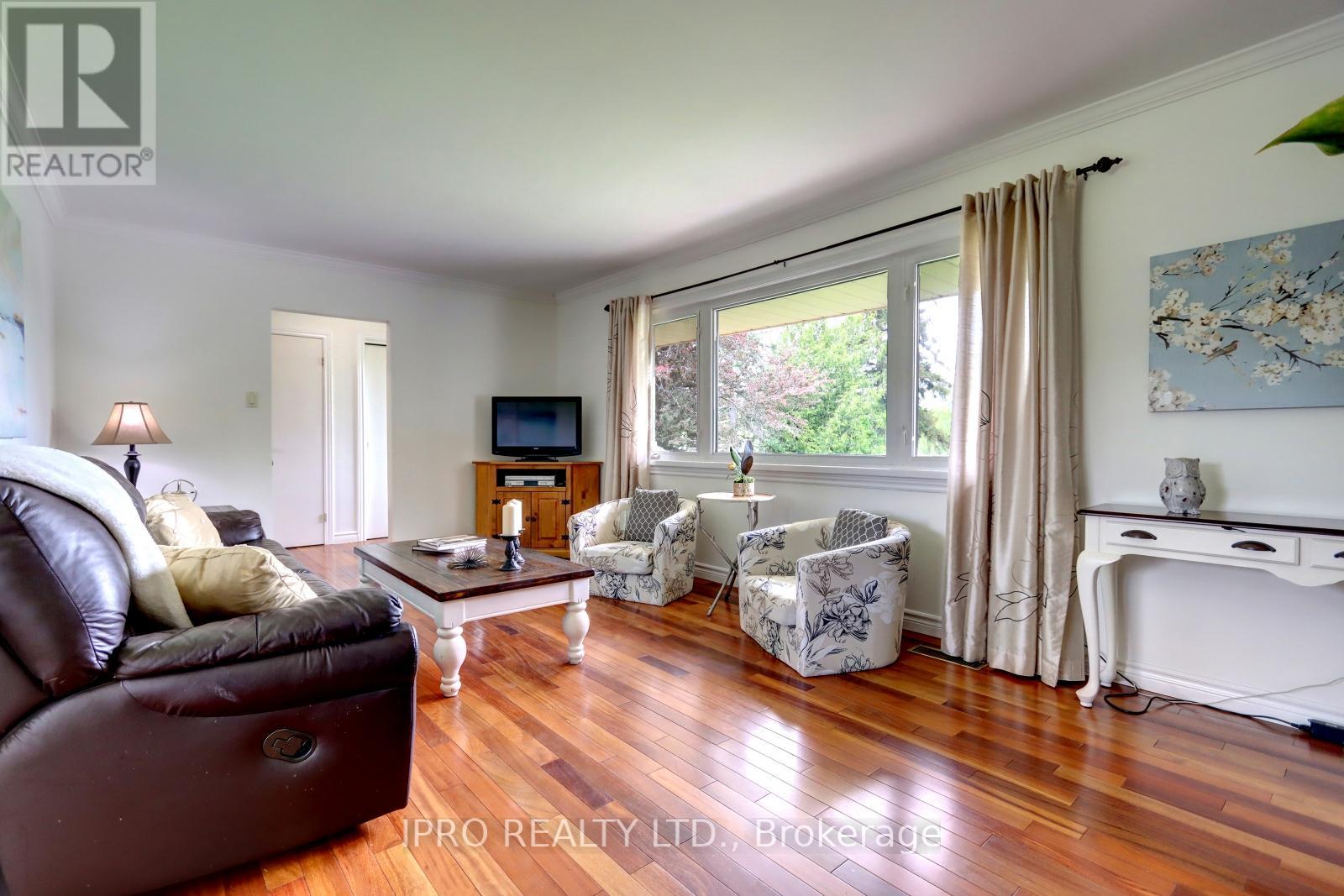 13516 22nd Side Road, Halton Hills, Ontario  L7G 4S4 - Photo 11 - W12154427