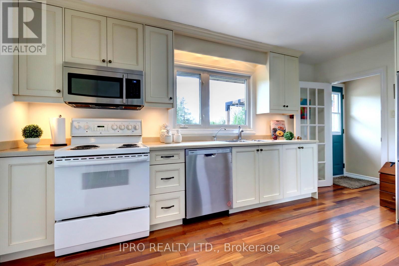 13516 22nd Side Road, Halton Hills, Ontario  L7G 4S4 - Photo 16 - W12154427