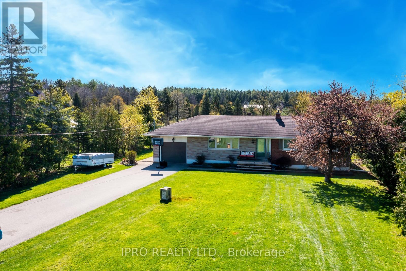 13516 22nd Side Road, Halton Hills, Ontario  L7G 4S4 - Photo 2 - W12154427