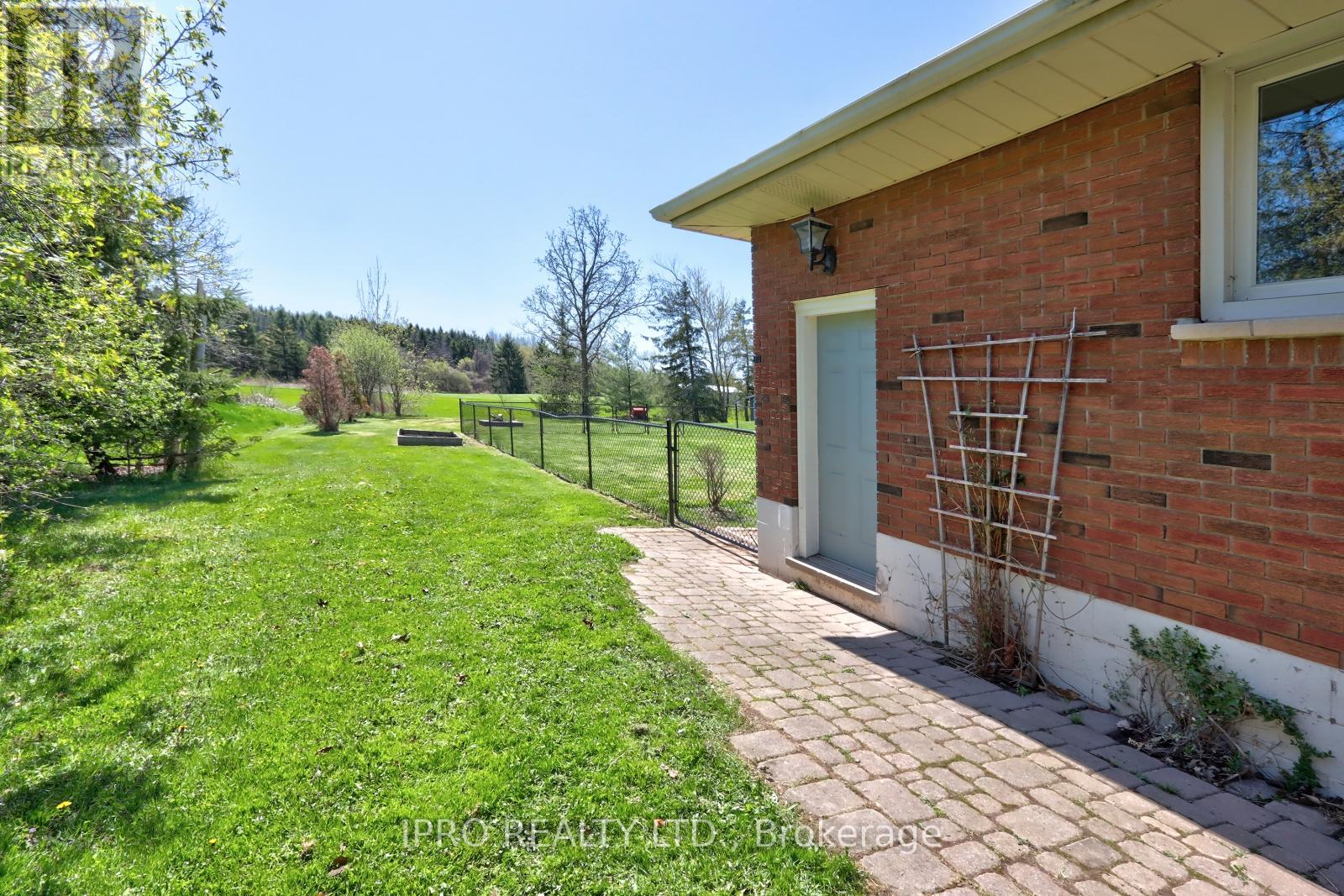 13516 22nd Side Road, Halton Hills, Ontario  L7G 4S4 - Photo 49 - W12154427