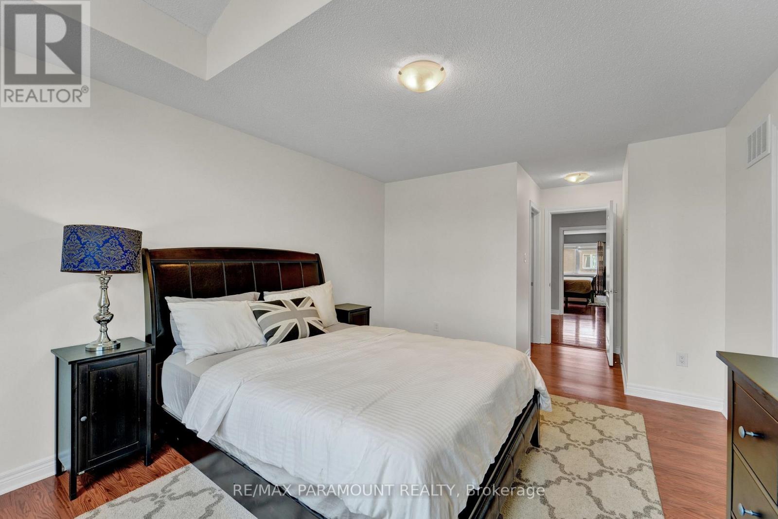 8 Eaglelanding Drive, Brampton (Bram East), Ontario  L6P 2T7 - Photo 31 - W12154465