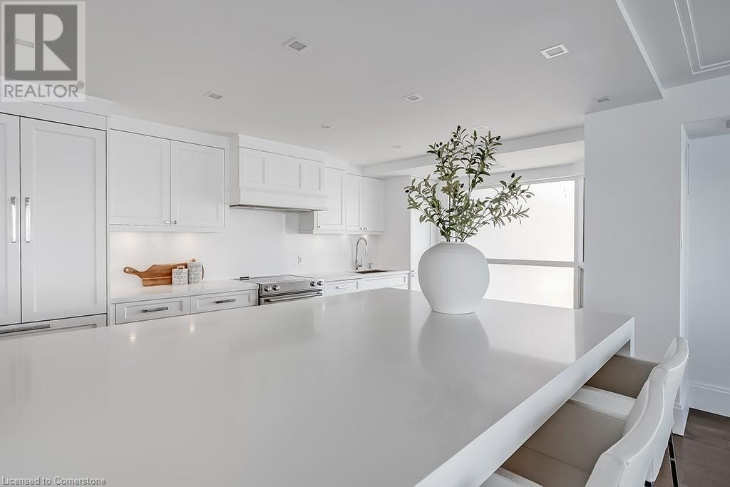2190 Lakeshore Road Unit# 605, Burlington, Ontario  L7R 4K1 - Photo 14 - 40729672