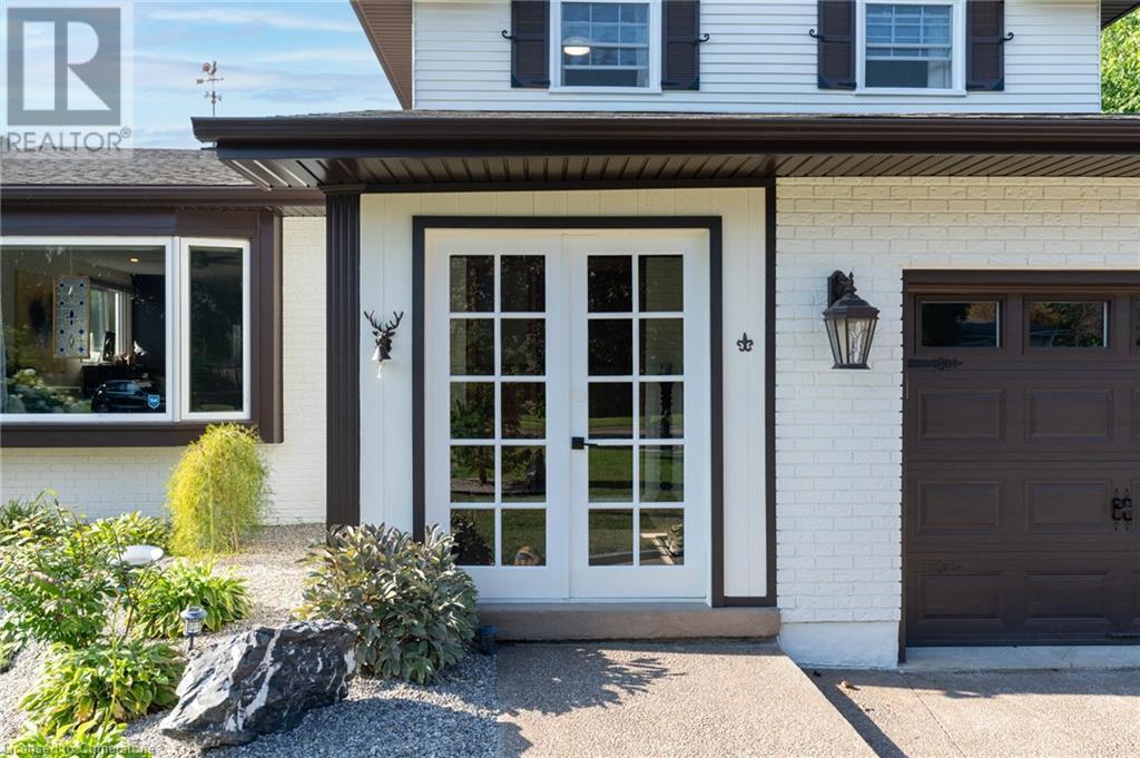 5 Lower Canada Drive, Niagara-On-The-Lake, Ontario  L0S 1J0 - Photo 5 - 40729220