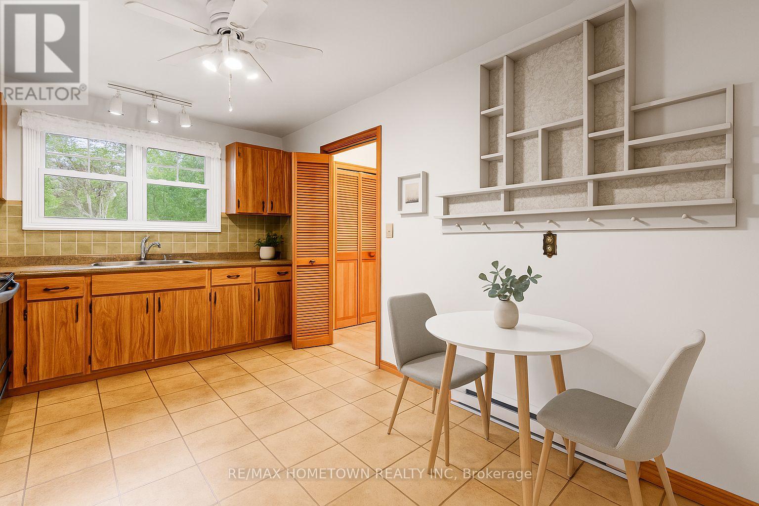 1 Maitland Drive, Augusta, Ontario  K0E 1P0 - Photo 11 - X12154564