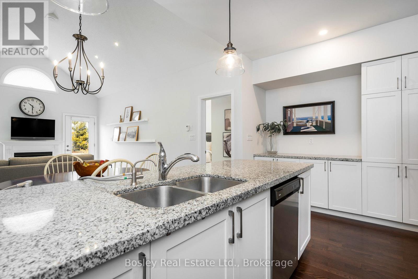 79 Kari Crescent, Collingwood, Ontario  L9Y 0Z7 - Photo 6 - S12154583