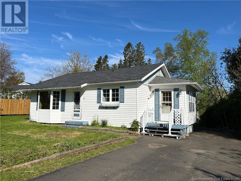 Property at 1 Robin Drive image 2