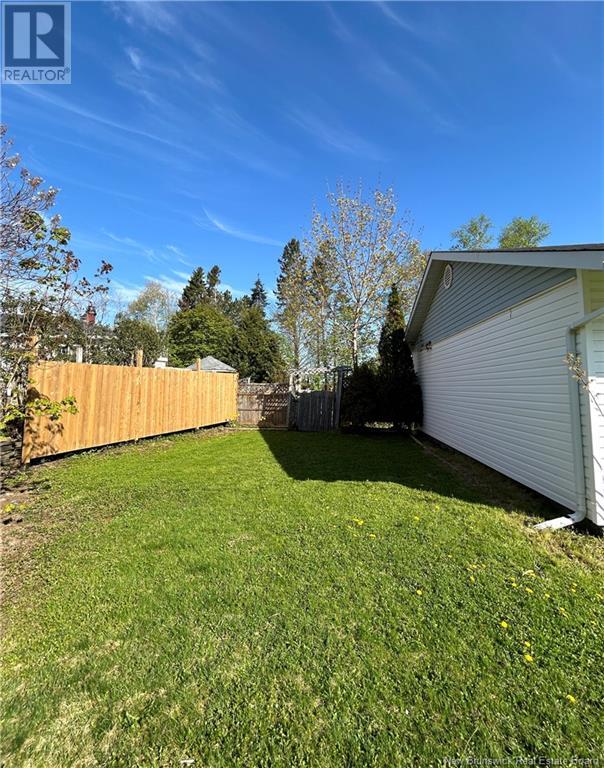 Property at 1 Robin Drive image 3