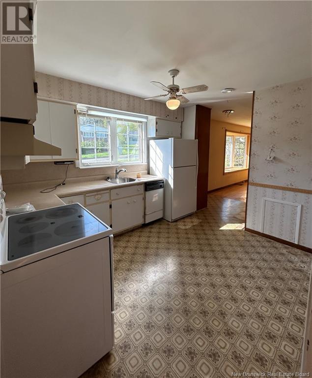 Property at 1 Robin Drive image 5