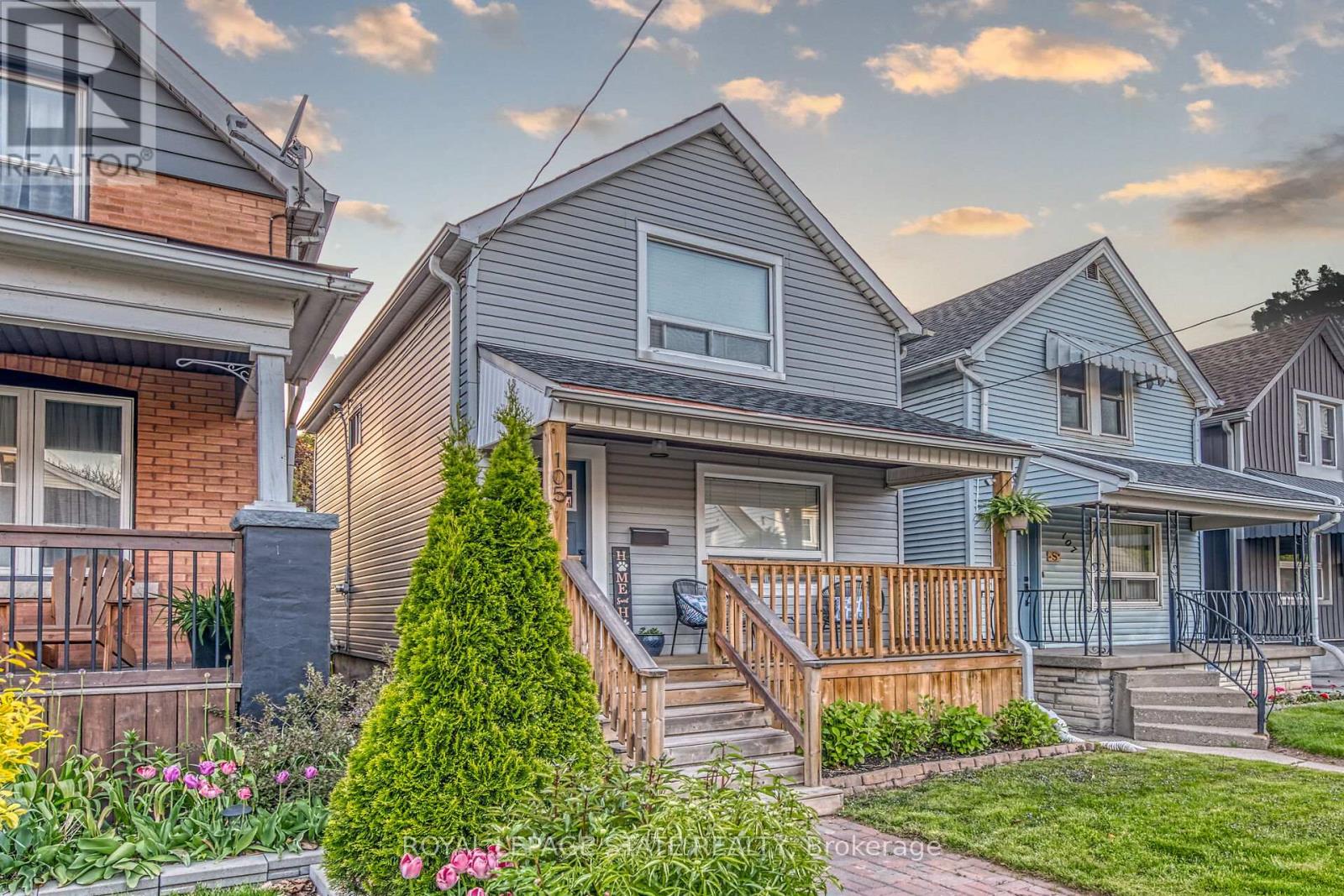 105 Grosvenor Avenue N, Hamilton (Crown Point), Ontario  L8L 7S5 - Photo 4 - X12154390