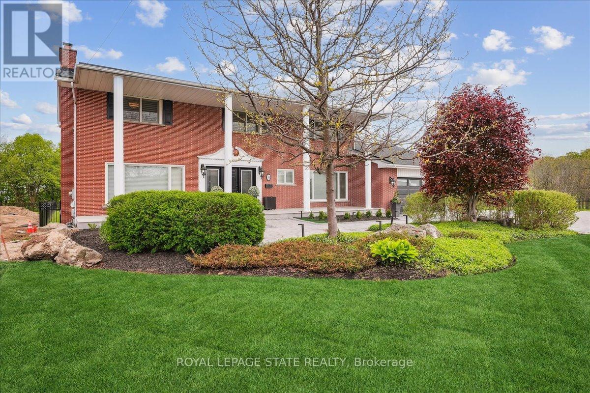 10 Azalea Court, Hamilton, Ontario  L8J 1K4 - Photo 13 - X12154396