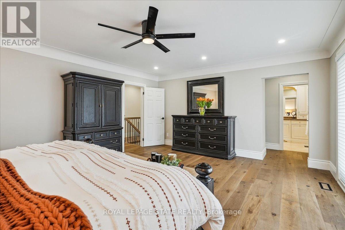 10 Azalea Court, Hamilton, Ontario  L8J 1K4 - Photo 26 - X12154396