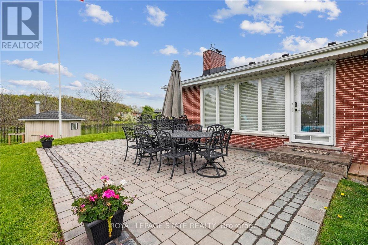 10 Azalea Court, Hamilton, Ontario  L8J 1K4 - Photo 40 - X12154396