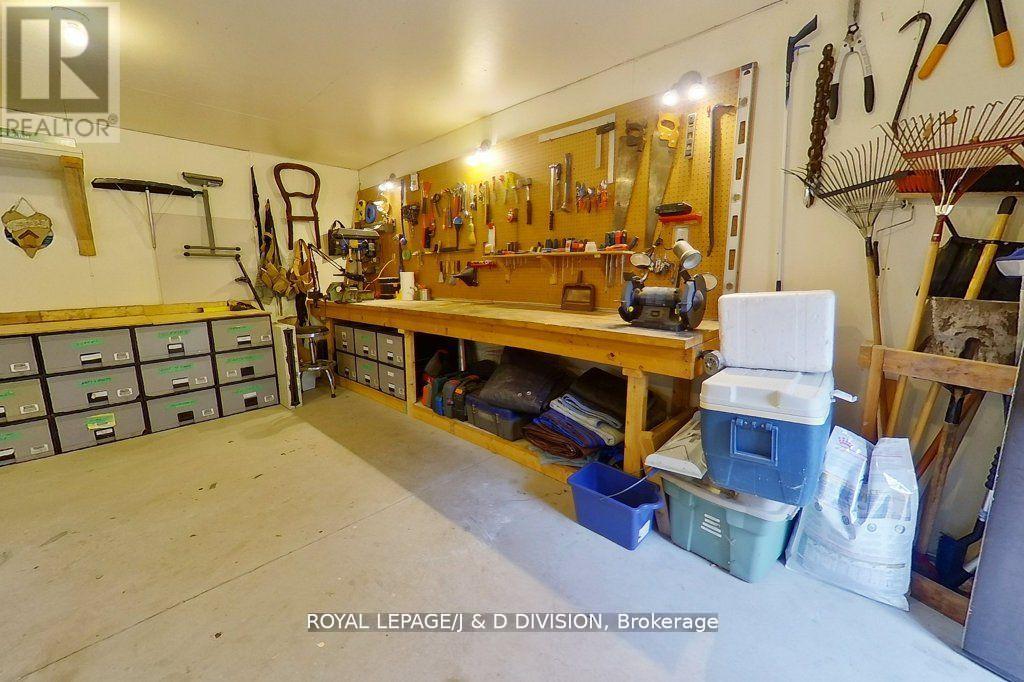 50 Fire Route 10b, North Kawartha, Ontario  K0L 3E0 - Photo 28 - X12154467