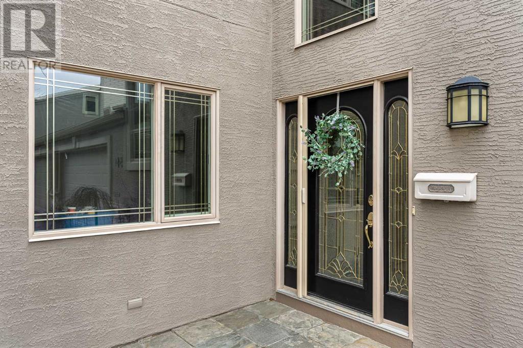 Property at 54, 1815 Varsity Estates Drive NW image 3