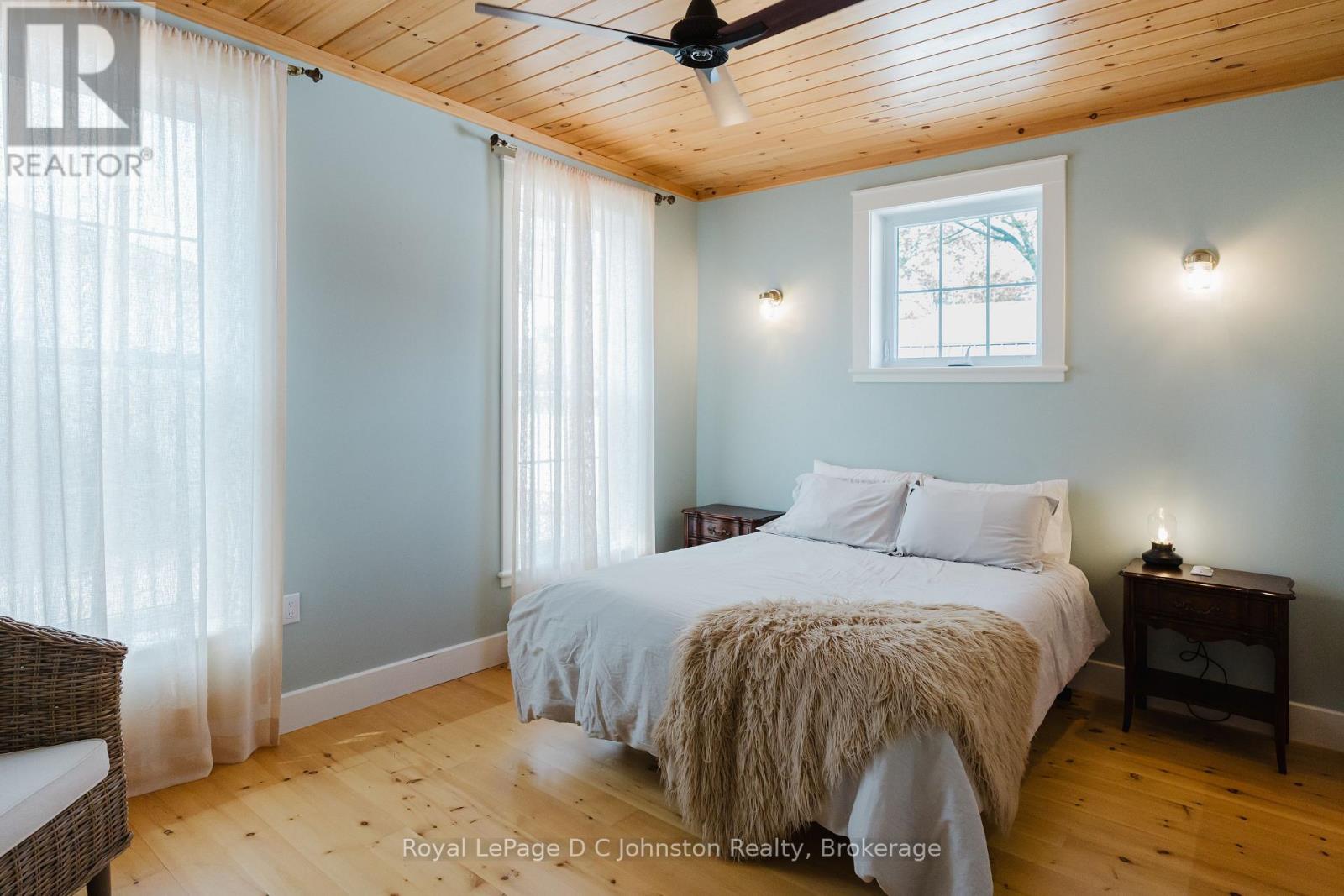 66 Grosvenor St Street N, Saugeen Shores, Ontario  N0H 2L0 - Photo 20 - X12154602