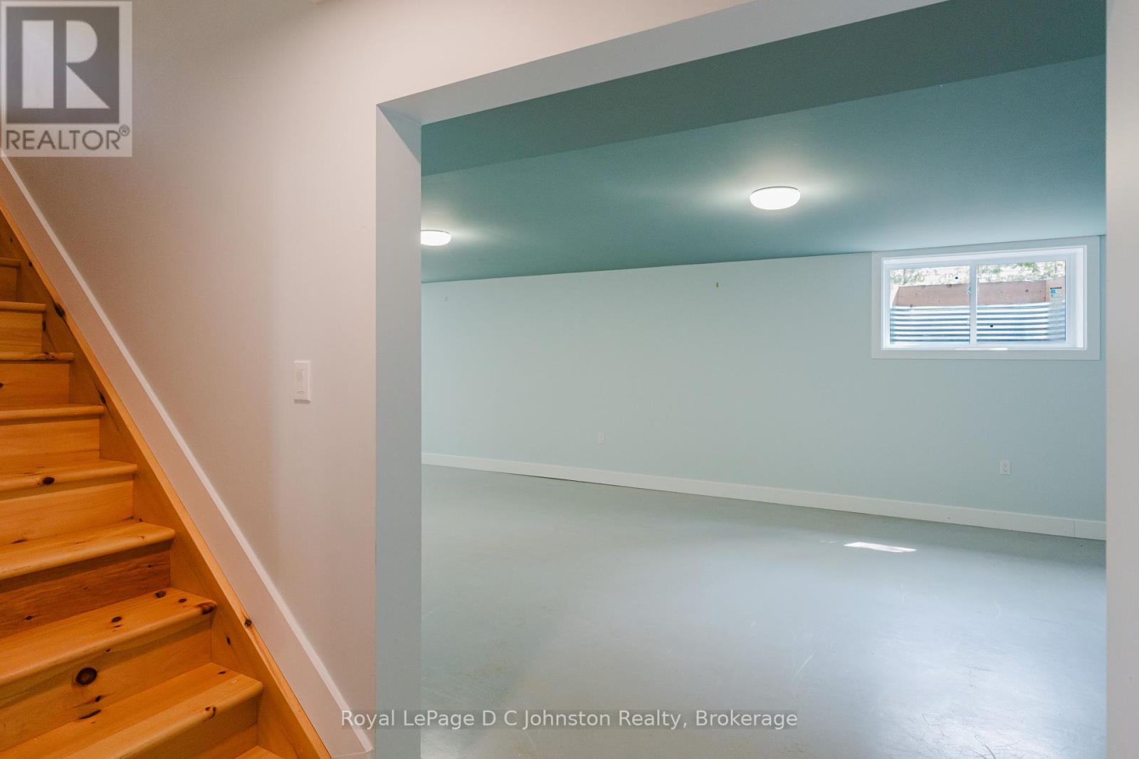 66 Grosvenor St Street N, Saugeen Shores, Ontario  N0H 2L0 - Photo 26 - X12154602