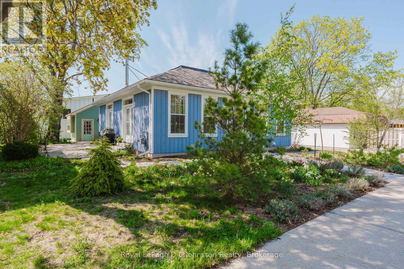 66 Grosvenor St Street N, Saugeen Shores, Ontario  N0H 2L0 - Photo 35 - X12154602