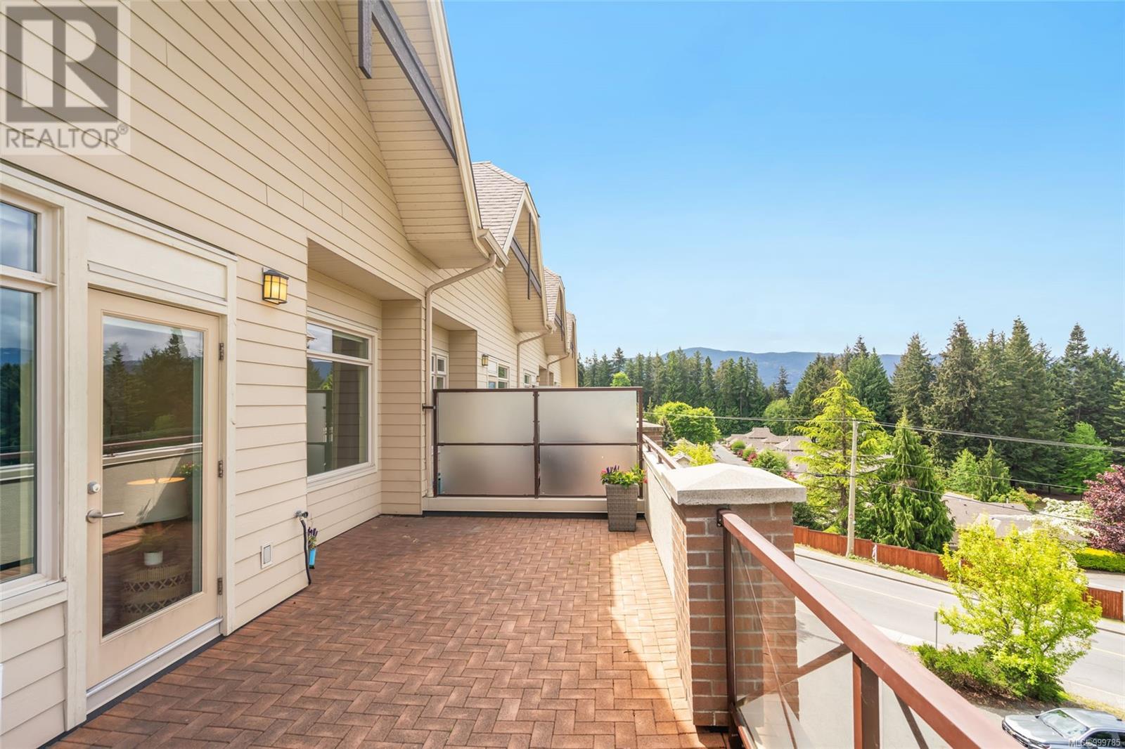 Property at 201 6135 Metral Dr image 3