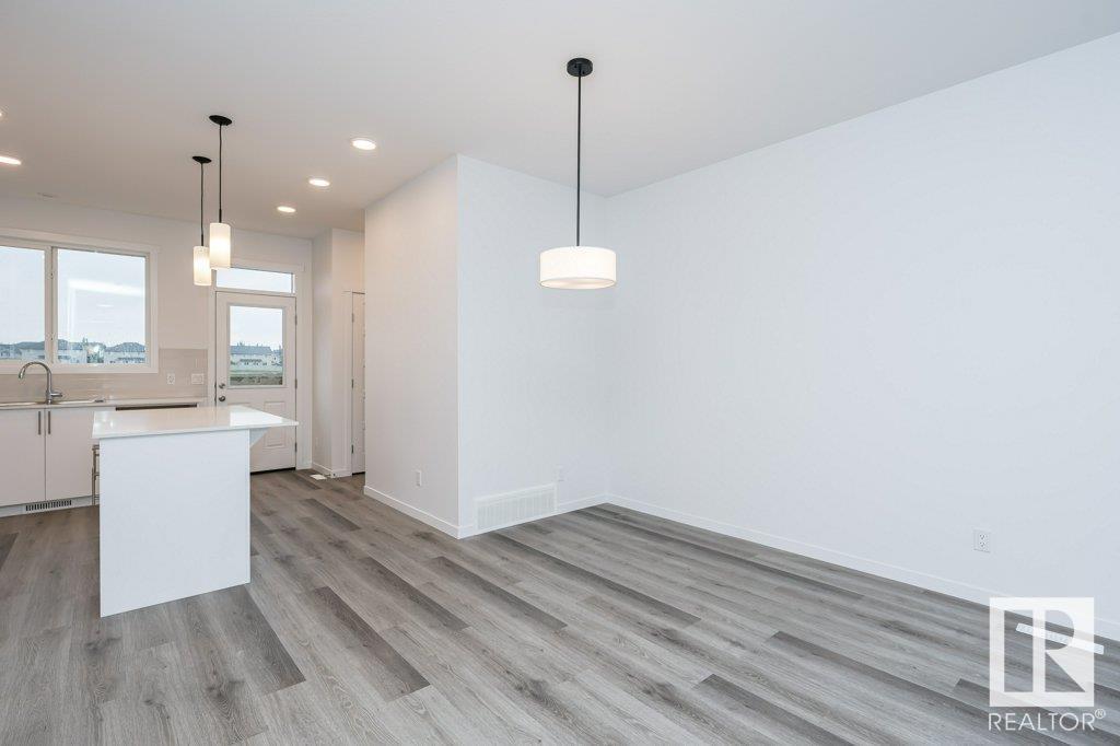 Property at 6407 63 ST image 5