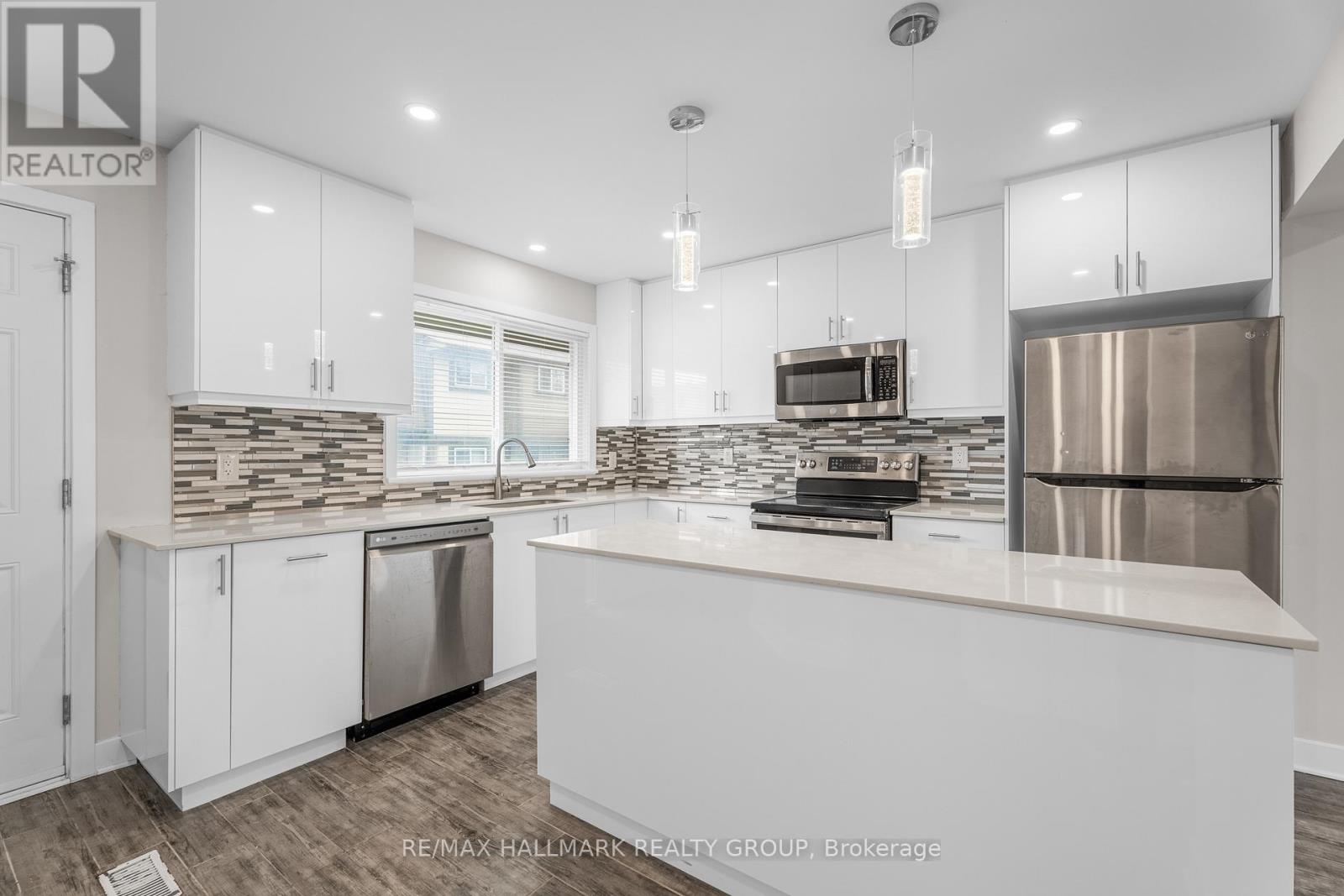 2788 Pimlico Crescent, Ottawa, Ontario  K1T 2A8 - Photo 5 - X12154493