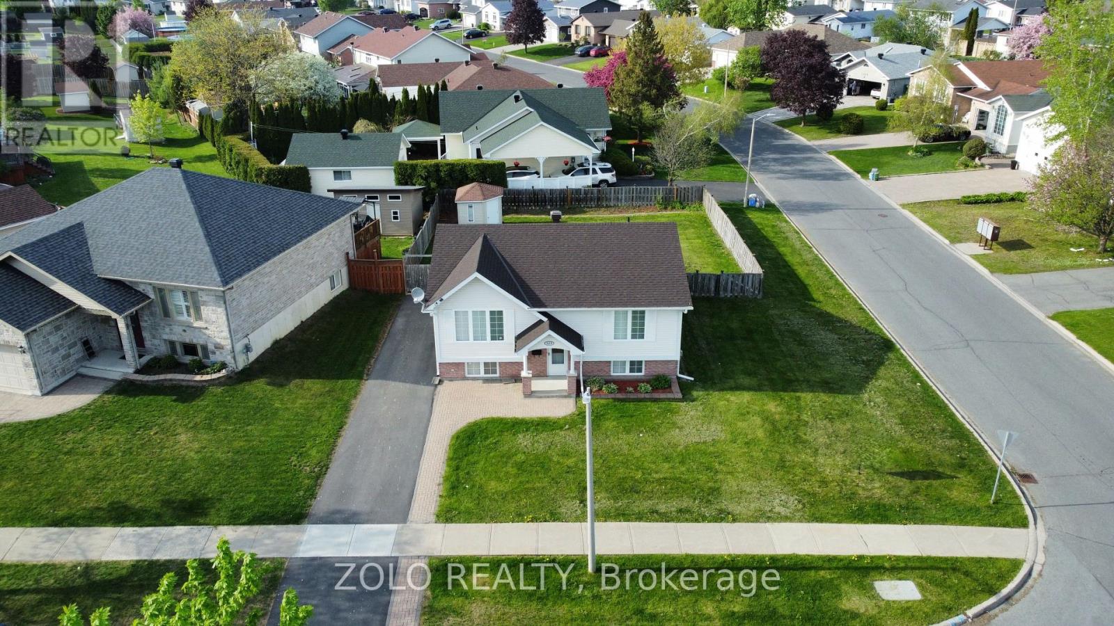 Property at 329 ELLEN AVENUE image 2