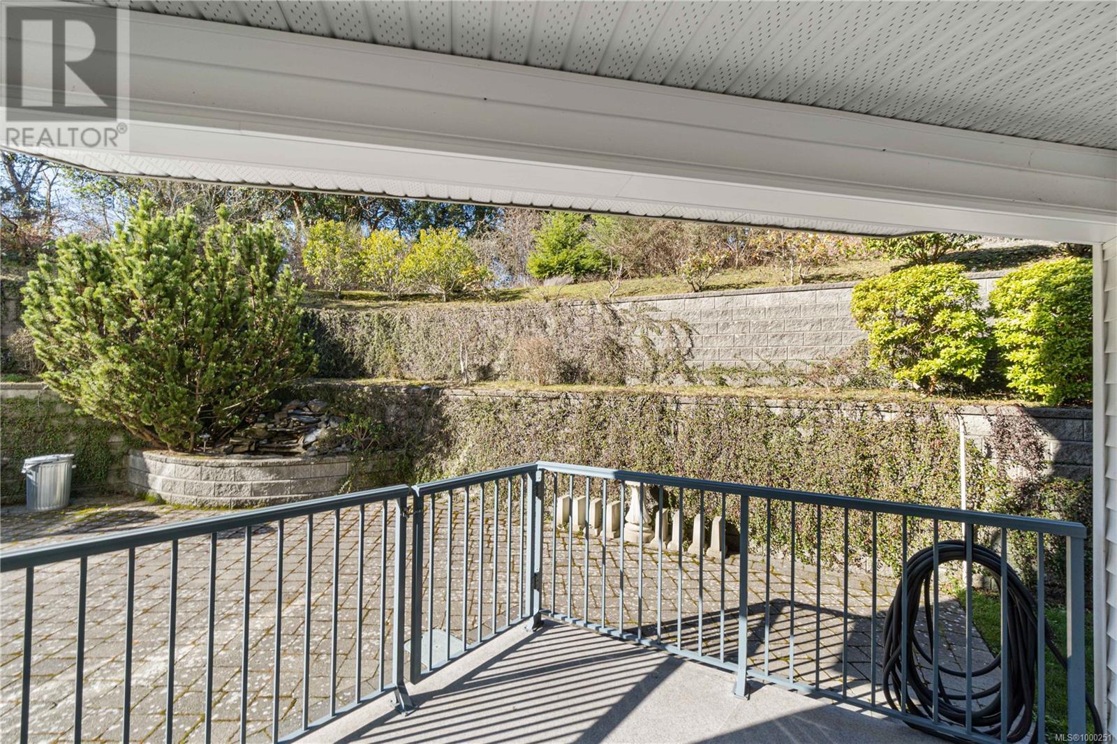 211 1633 Dufferin Cres, Nanaimo, British Columbia  V9S 5T4 - Photo 33 - 1000251