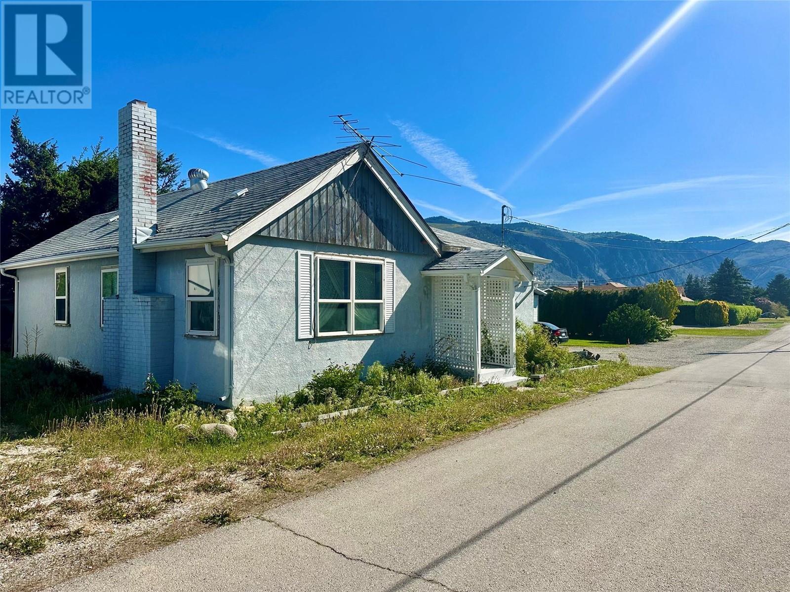110 9th Avenue, Keremeos, British Columbia  V0X 1N3 - Photo 4 - 10346399