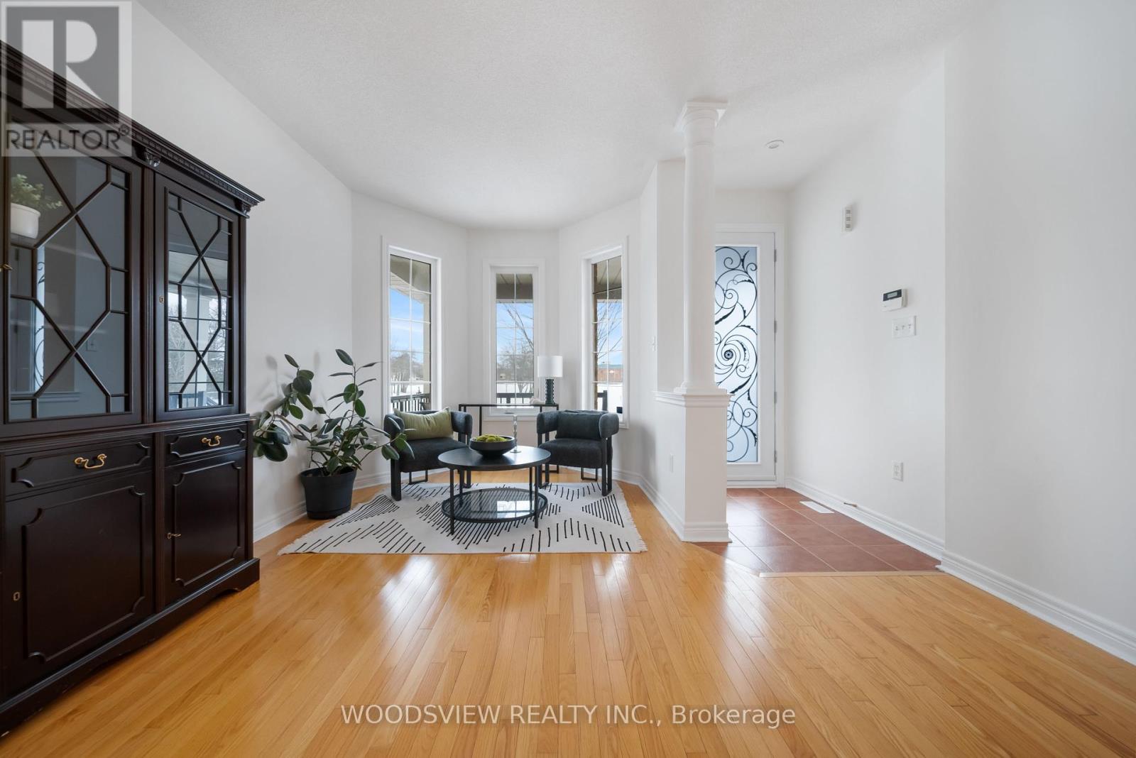 142 West Lawn Crescent, Whitchurch-Stouffville, Ontario  L4A 0B4 - Photo 4 - N12142005