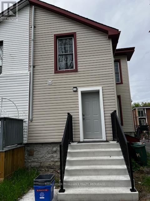 396 Johnson Street, Kingston (Central City East), Ontario  K7L 1Z2 - Photo 18 - X12150054