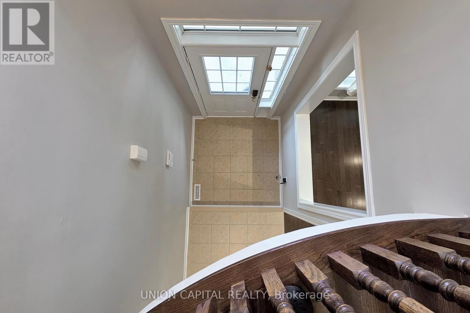 28 Silkgrove Terrace, Markham, Ontario  L6E 1P7 - Photo 10 - N12153625
