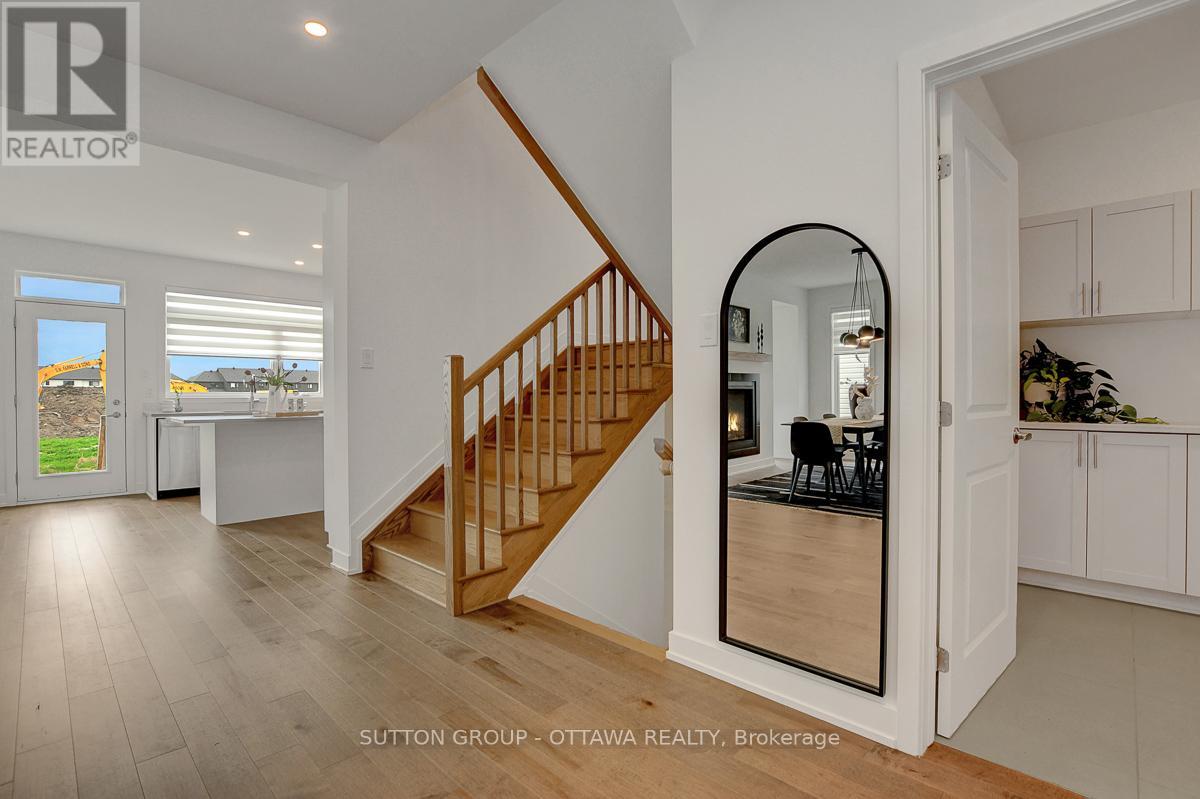 908 Duxbury Lane, Ottawa, Ontario  K4M 0M3 - Photo 16 - X12150716