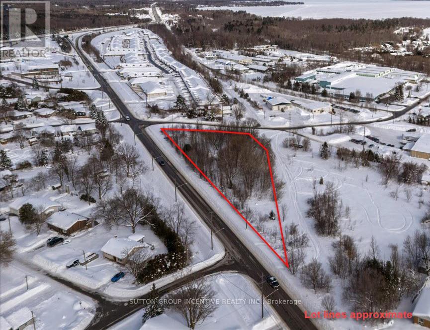 570 Laclie Street, Orillia, Ontario  L3V 4A9 - Photo 1 - S11990417