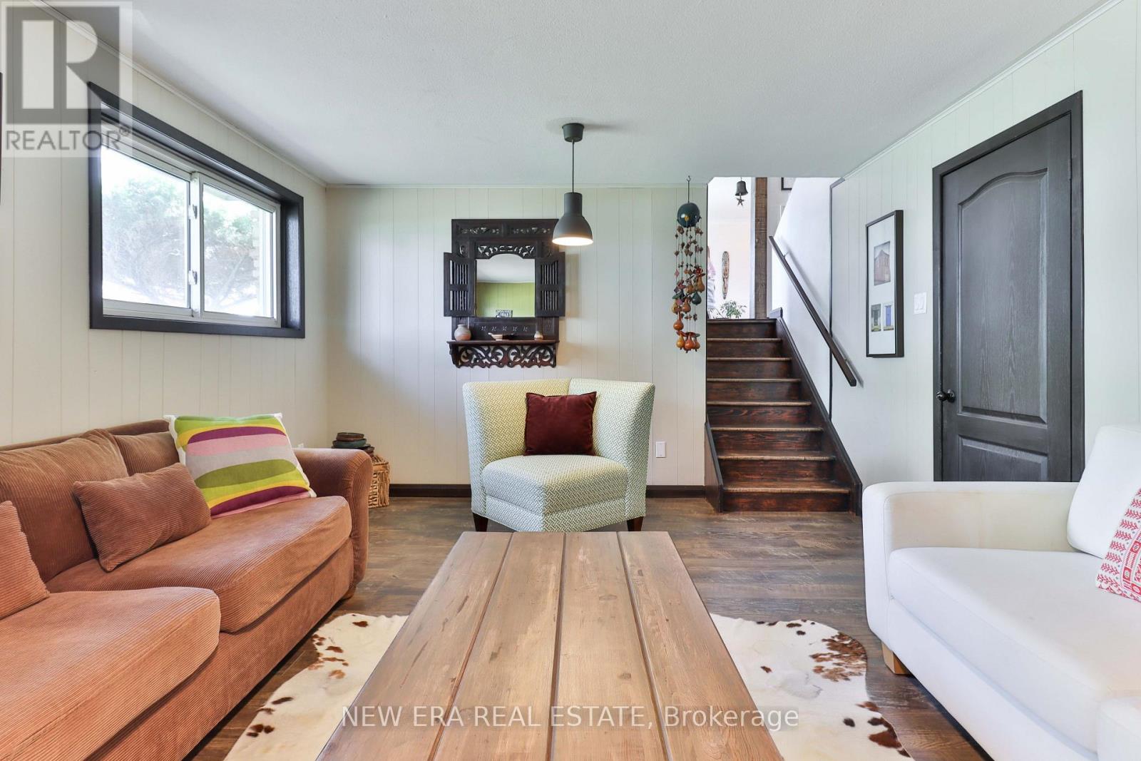 630 Blue Forest Hill, Burlington, Ontario  L7L 4H3 - Photo 27 - W12131271