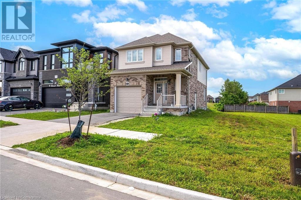 Property at 52 MONARCH WOODS Drive image 2