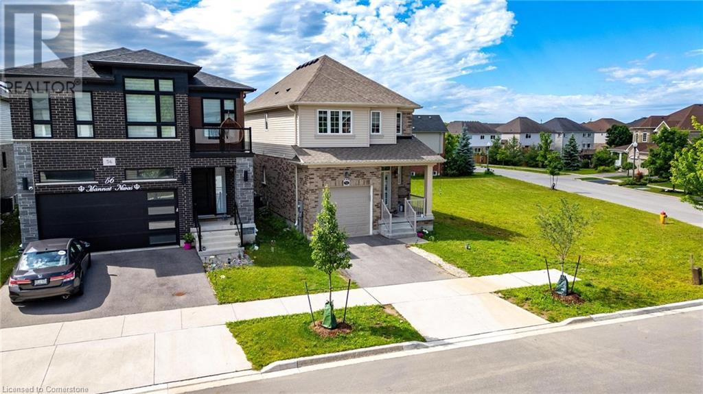 Property at 52 MONARCH WOODS Drive image 3