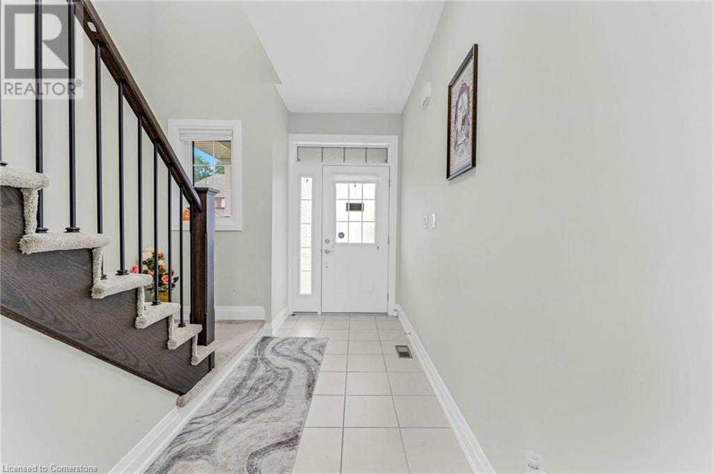 Property at 52 MONARCH WOODS Drive image 5