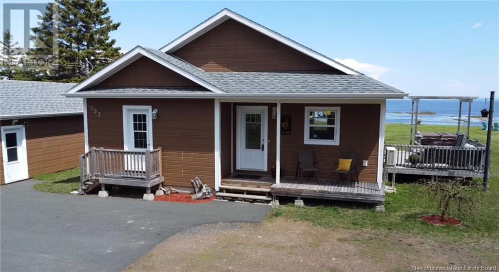 Property at 597 Principal image 1