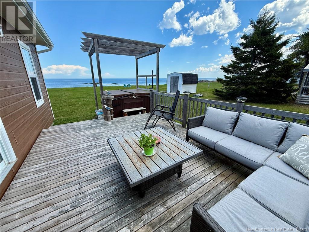 597 Principal, Pointe-Verte, New Brunswick  E8J 2P8 - Photo 39 - NB117941