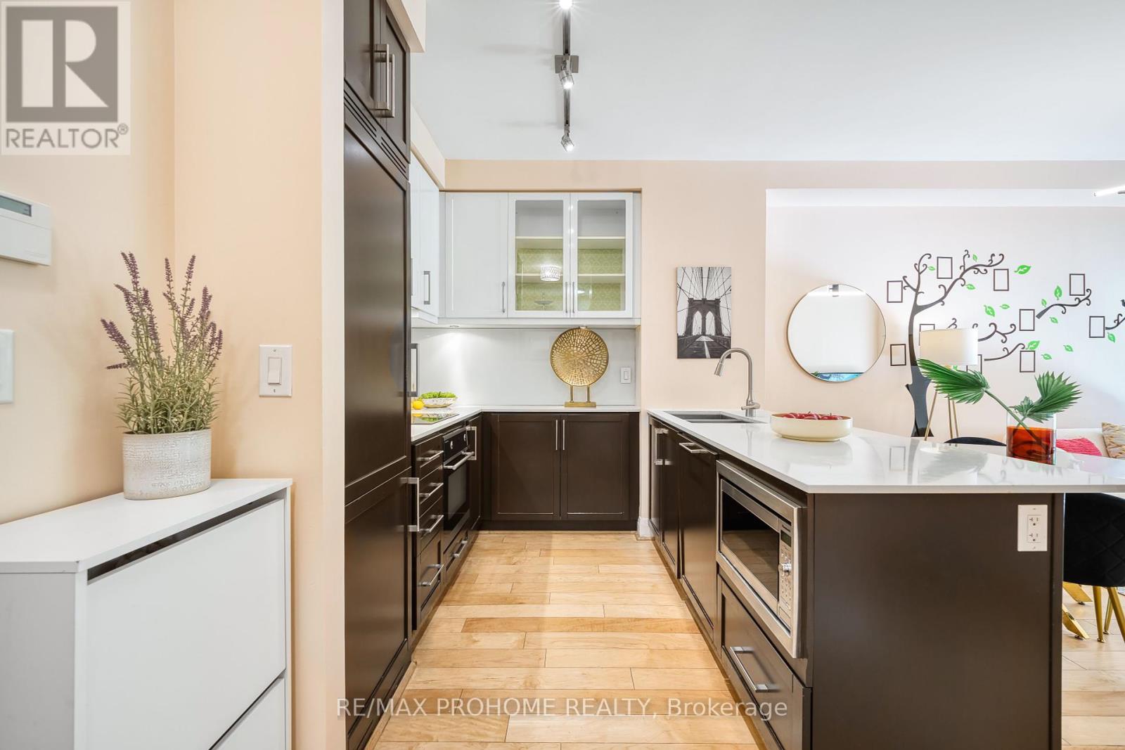 213 - 21 Clairtrell Road, Toronto, Ontario  M2N 5J7 - Photo 6 - C12154600