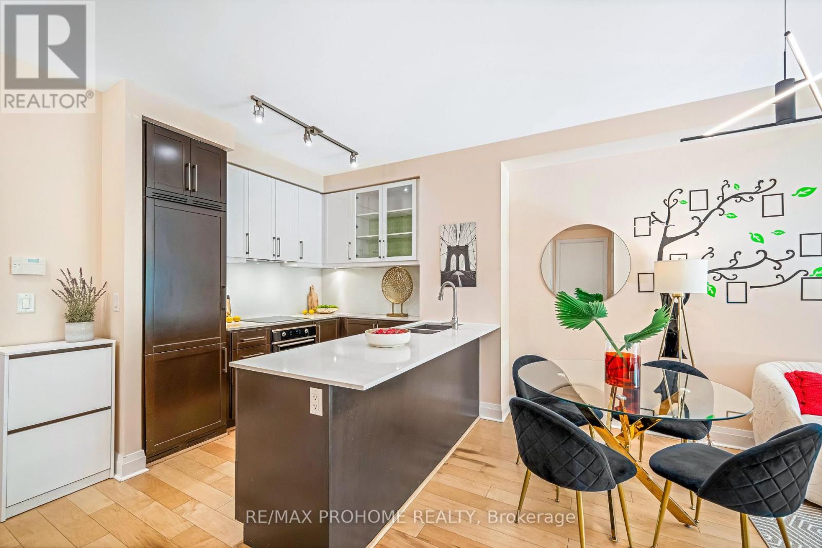 213 - 21 Clairtrell Road, Toronto, Ontario  M2N 5J7 - Photo 8 - C12154600