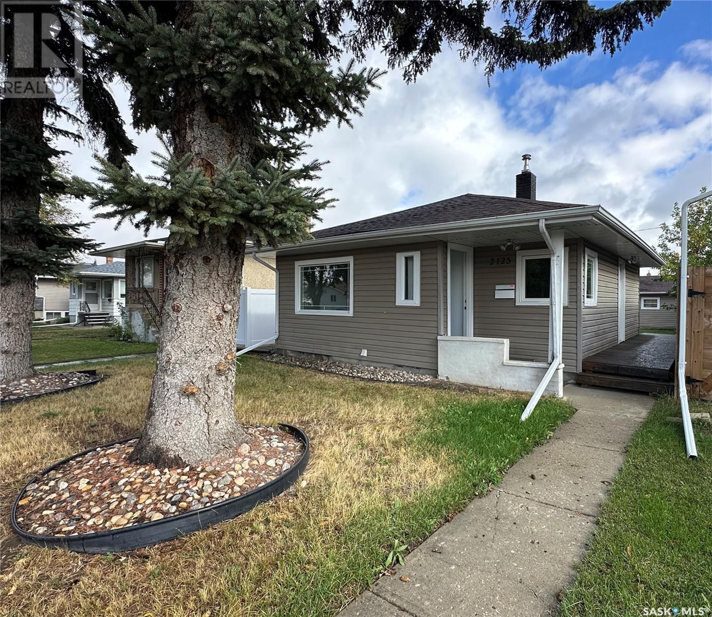 2125 Fleury Street, Regina, Saskatchewan  S4N 2M3 - Photo 1 - SK006189